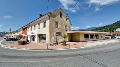 Strassenfront