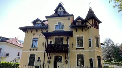 Brixen-Villa-Altbau-Stadtnah-Bressanone-Rienzdamm-Luxus-Mehrfamilienhaus-mehrere Wohnungen-appartamenti-Plose-Skiegebiet-sciiare-montagna-Berg-Luxus-Luxury