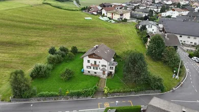 Chalet-Neubau-Sanierung-Olang-Niederolang-Bestand erhalten-Visionen-Umsetzungsmöglichkeiten-Baugrund-Luxus-