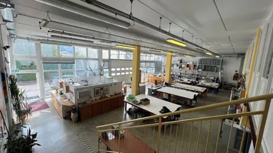 Magazin-Brixen-Vahrn-Lager-Produktion-Büro-LKW-Platz-Stauraum-Stadtnah_Autobahn-Einfahrt-Stadt-Logistik