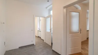 Küche - Blick Vorraum