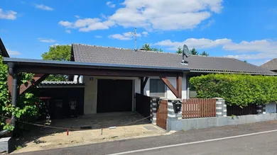 GEPFLEGTES EINFAMILIENHAUS - SCHÖNES GRUNDSTÜCK