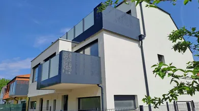 Straßenansicht