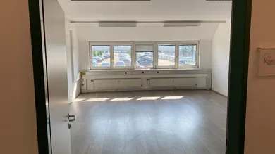 Eingang Büro