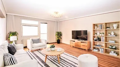 Wohnzimmer (virtuell eingerichtet)