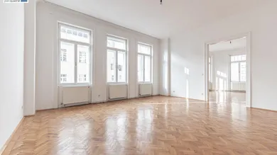 Zimmer 1 (gem. Grundriss-Skizze)
