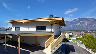 Eingang mit Ausblick