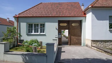 Haus - Front