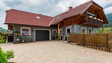 Charmantes Einfamilienhaus mit Garten in idyllischer Umgebung