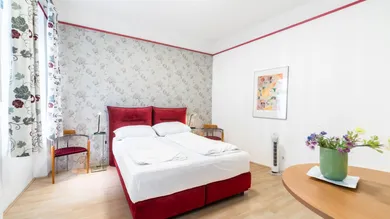 Schlaf/ Wohnzimmer