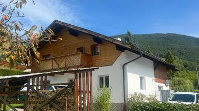 Außenansicht - Wohnen im ersten OG