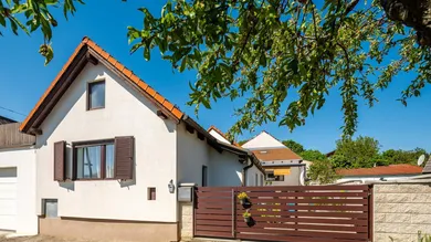 Hausansicht von vorne