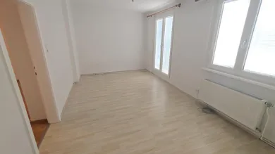 Wohnzimmer & Ausgang auf die Terrasse