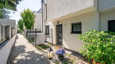 Vorgarten - Eingang zum Haus