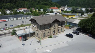Zinshaus Vorderansicht