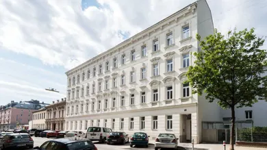 Straßenansicht