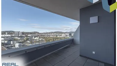 Aussicht vom Balkon (17. OG)