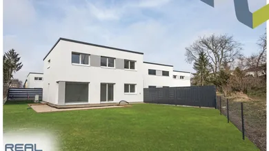 MASSIVHOLZ Einzelhaus mit großem Garten