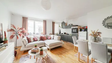 Lichtdurchflutete 2-Zimmer Wohnung, Nähe Floridsdorfer Bahnhof by Lifestyle Properties, Stock-im-Eisen-Platz 3