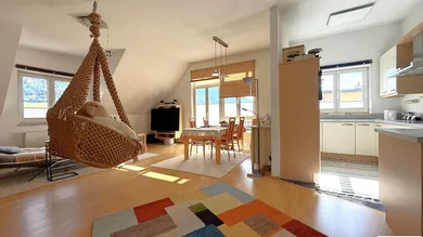 Wohnzimmer und Küche
