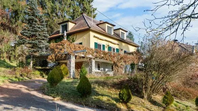 Haus außen (1)