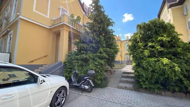 Parkplätze im Hof2