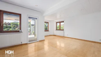 Haus zum Wohnen und als Firmensitz mit guter Verkehrsanbindung