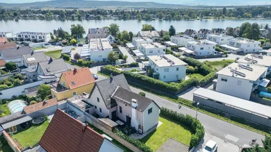 Das Haus in unmittelbarer Nähe zum Neufeldersee