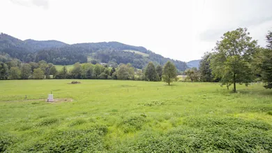 Grundstück