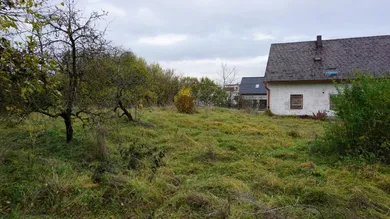 Grundstück West