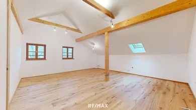 Büro- oder Praxisfläche mit Charme