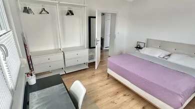 Helles Schlafzimmer
