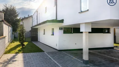 Gebäude