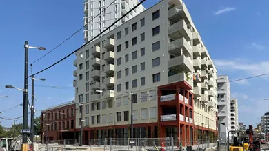 Gebäude