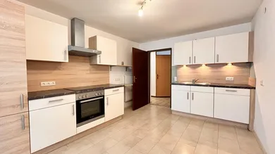 Küche 1. Obergeschoss mit Balkon