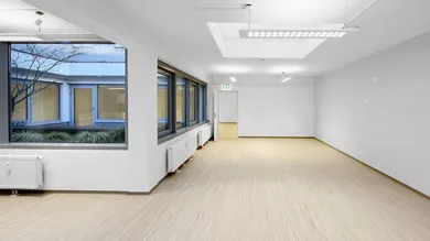 Großraumbüro mit Terrasse
