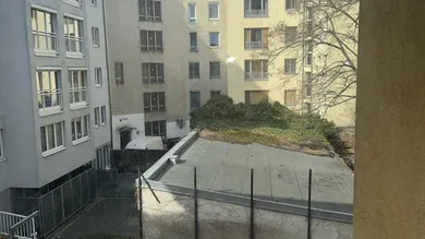 Blick in den Innenhof vom VZ aus