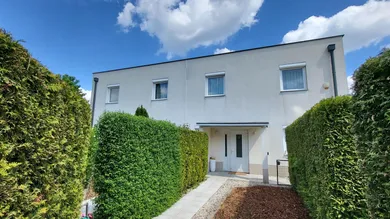 Aussenansicht strassenseitig