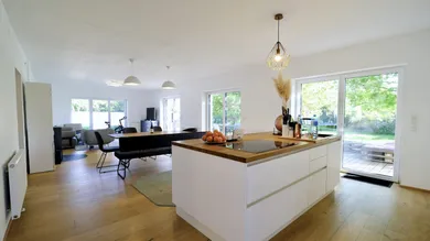 Großzügiges Einfamilienhaus I Top saniert I Wohn/Esssalon