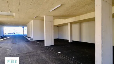 Überdachte Parkplätze