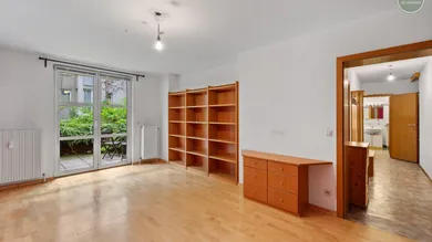 Wohnraum mit Terrassenausgang