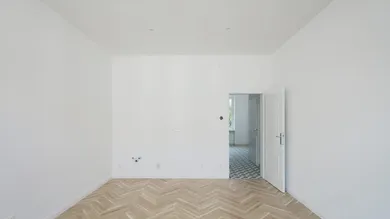 Wohnküche mit Blick in den Vorraum