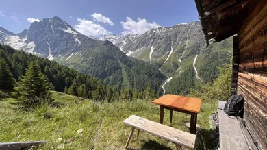 Kochhütte mit grandiosem Ausblick