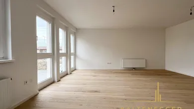 Blick vom Küchenbereich in den Wohn-/Schlafbereich (gesamt ca. 38,3 m²)