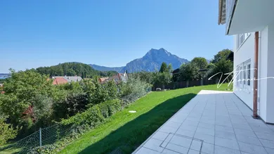 Terrasse mit Garten