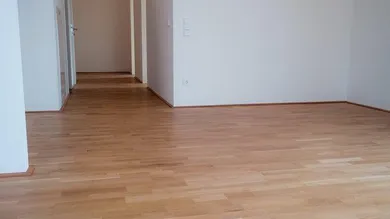Top 15 - Blick in Richtung Eingangsbereich
