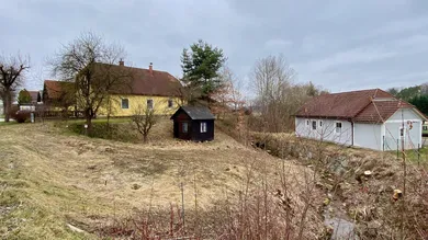 Gesamtansicht Grundstück