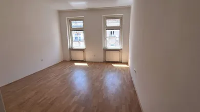 Wohnzimmer nach Süden