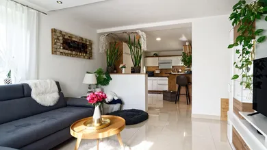 Wohnzimmer und Küche OG