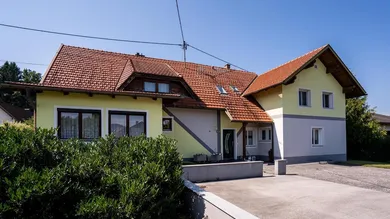 Haus Vorderansicht